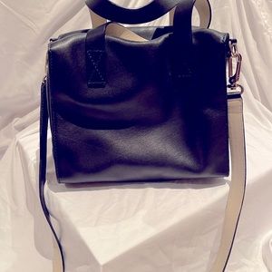 Black leather Kate Spade New York Brightspot Avenue Little Kennedy satchel